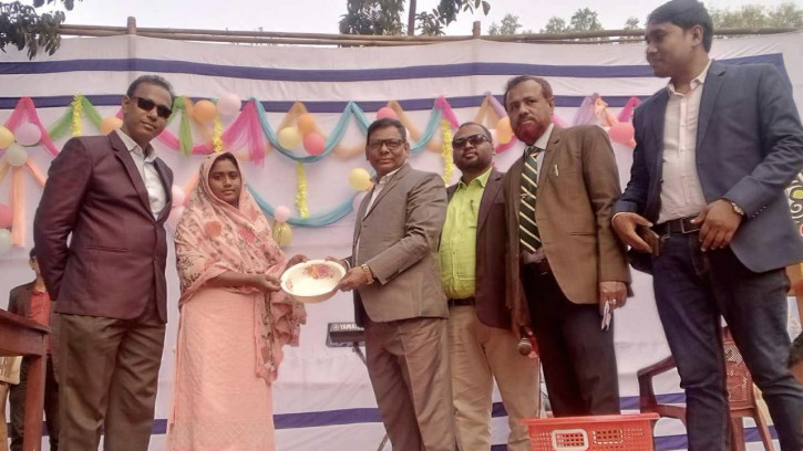 গিন্নীদেবী আগরওয়াল মহিলা মহাবিদ্যালয়ে বার্ষিক বনভোজন অনুষ্ঠিত