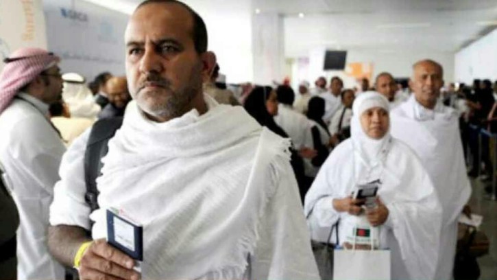 দেশে ফিরলেন ৬৫ হাজার ৫৭৩ হাজি