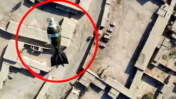 আফগানিস্তানে পাকিস্তানের হামলায় নিহত ৪০